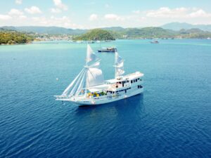 giona-deluxe-boat
