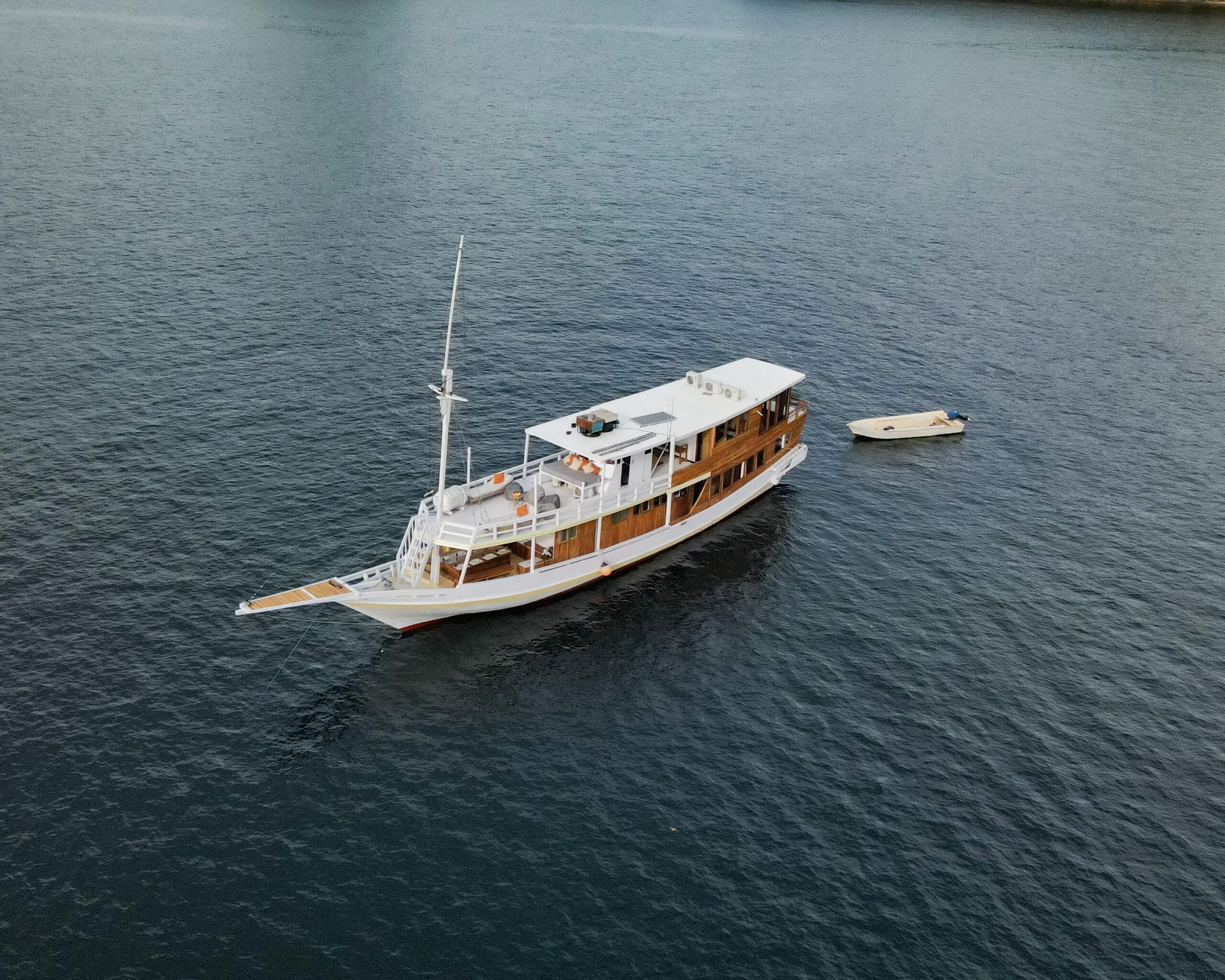 nusantara-karya-superior-boat