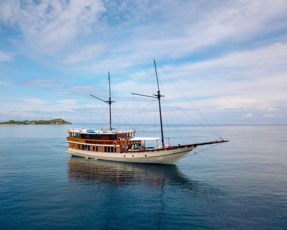 senada-deluxe-boat