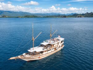 Sailing Komodo Trip From Labuan Bajo to Lombok by Athira Boat